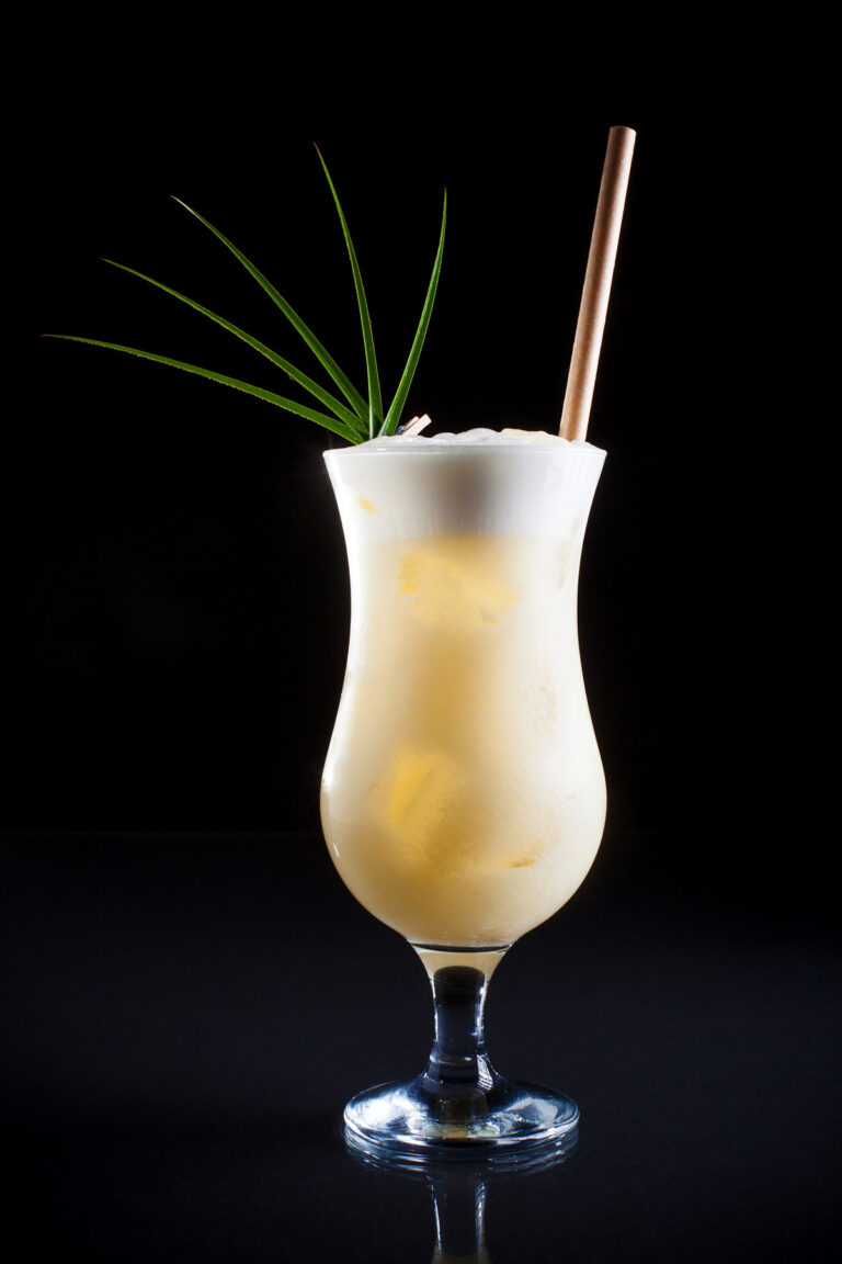 Wykwintny drink w szklance